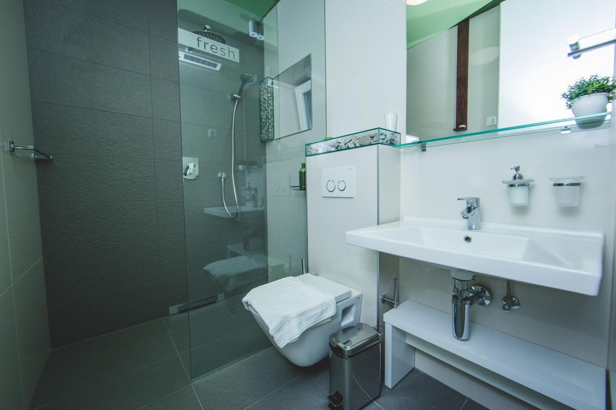 Luxury Rooms And Apartment Silente Bacvice Split Exterior foto